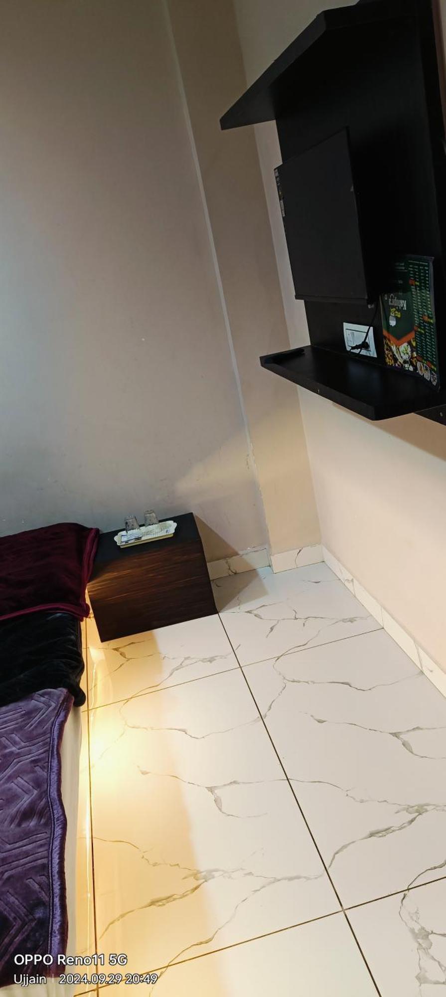 Hotel Rainbow Ujjain Eksteriør billede